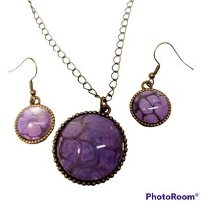 * Jewelry set necklace & earrings  marbled purple set gold tone metal